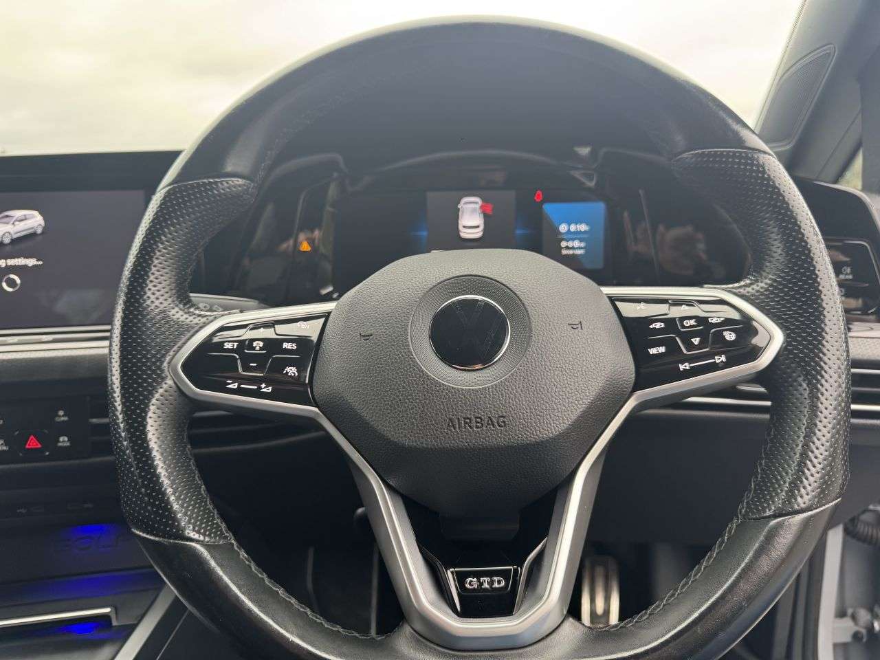 2021 VOLKSWAGEN GOLF 2021 VOLKSWAGEN GOLF