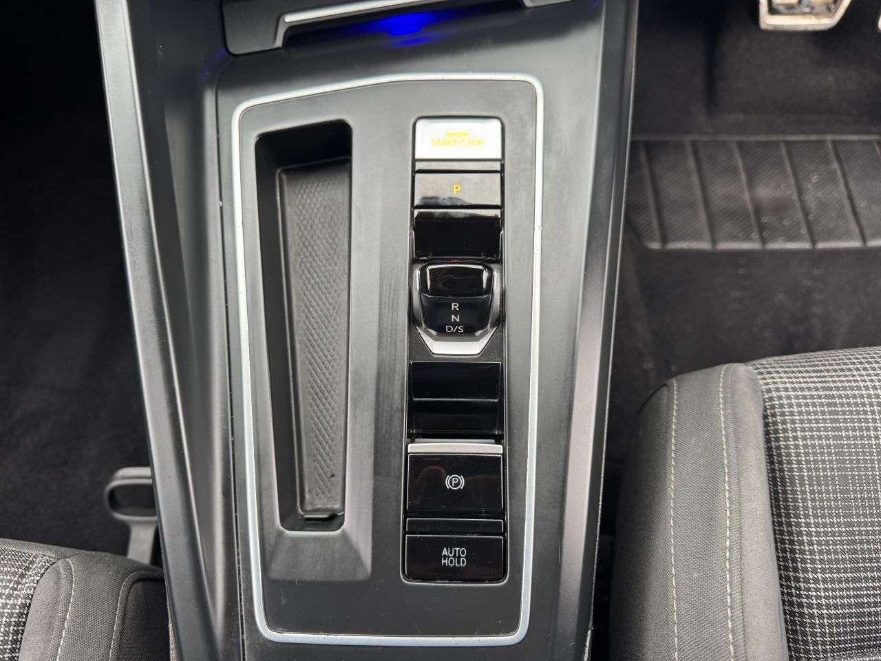 2021 VOLKSWAGEN GOLF 2021 VOLKSWAGEN GOLF