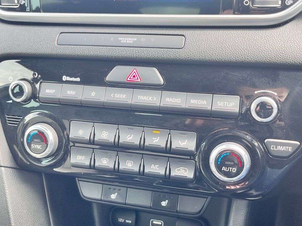 2021 KIA SPORTAGE 2021 KIA SPORTAGE