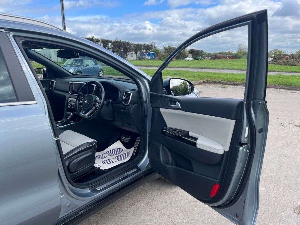 2021 KIA SPORTAGE 2021 KIA SPORTAGE