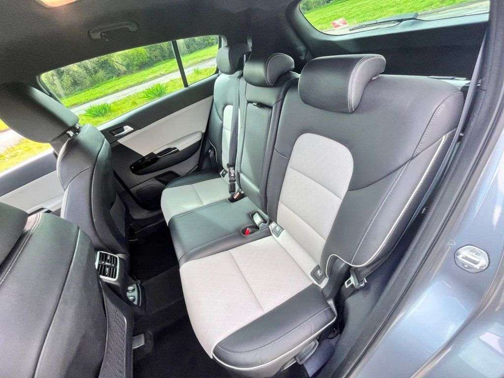 2021 KIA SPORTAGE 2021 KIA SPORTAGE