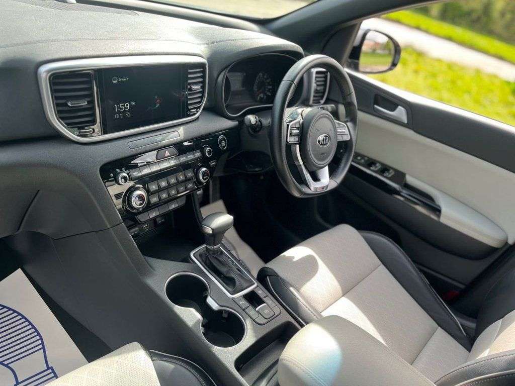 2021 KIA SPORTAGE 2021 KIA SPORTAGE