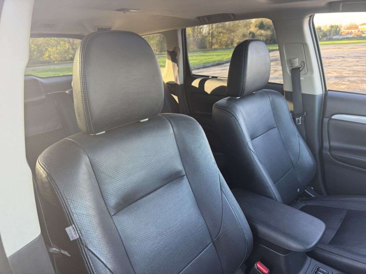 2015 MITSUBISHI OUTLANDER 2015 MITSUBISHI OUTLANDER