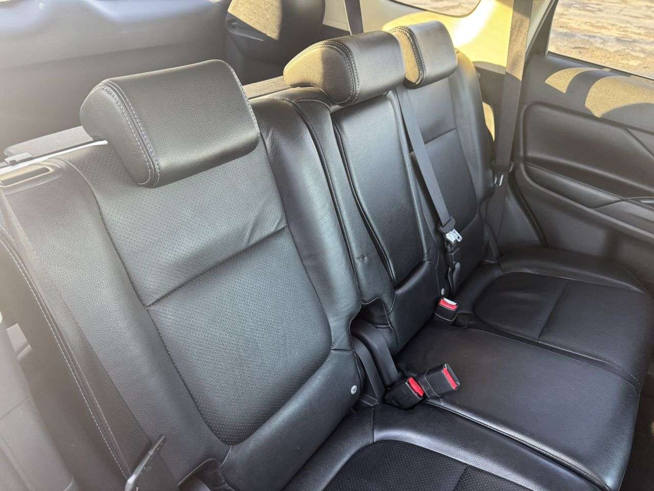 2015 MITSUBISHI OUTLANDER 2015 MITSUBISHI OUTLANDER