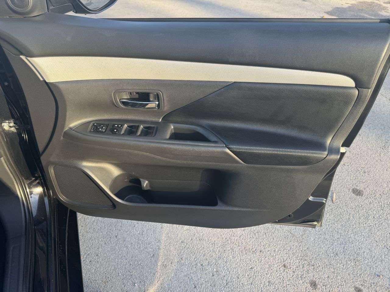 2015 MITSUBISHI OUTLANDER 2015 MITSUBISHI OUTLANDER