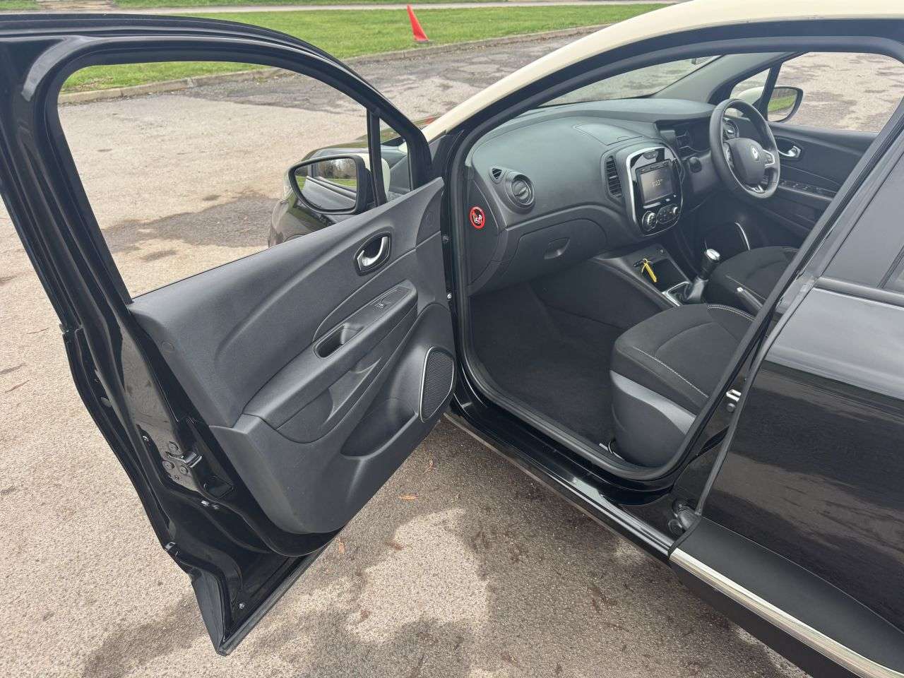 2018 RENAULT CAPTUR 2018 RENAULT CAPTUR