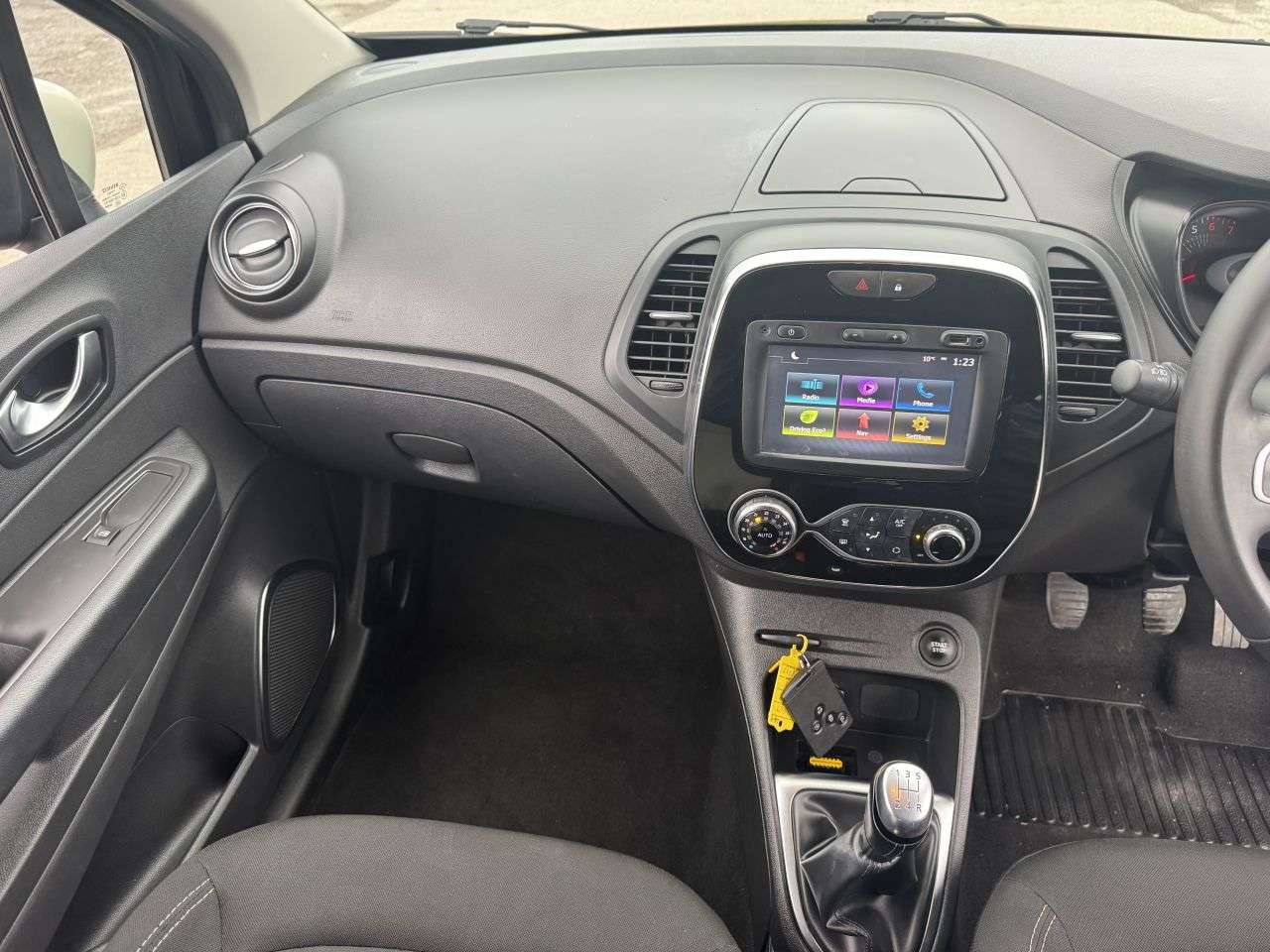 2018 RENAULT CAPTUR 2018 RENAULT CAPTUR