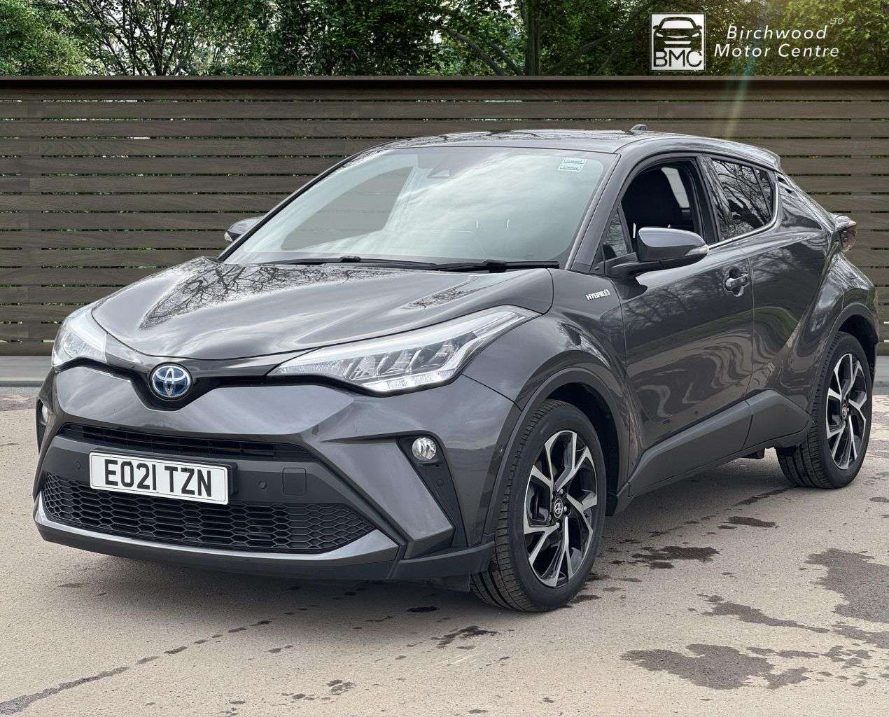 A 2021 TOYOTA C-HR 1.8 VVT-h GPF Design SUV 5dr Petrol Hybrid CVT Euro 6 (s/s) (122 ps) FULL S A 2021 TOYOTA C-HR 1.8 VVT-h GPF Design SUV 5dr Petrol Hybrid CVT Euro 6 (s/s) (122 ps) FULL S