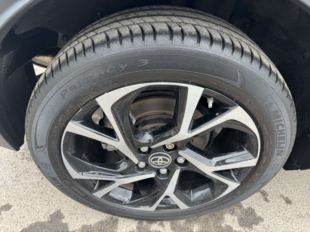 2021 TOYOTA C-HR 2021 TOYOTA C-HR