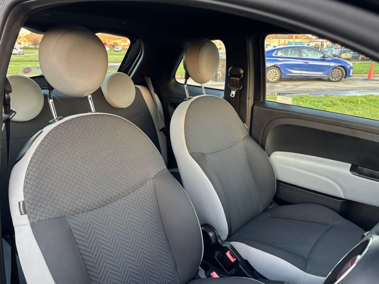 2021 FIAT 500 2021 FIAT 500