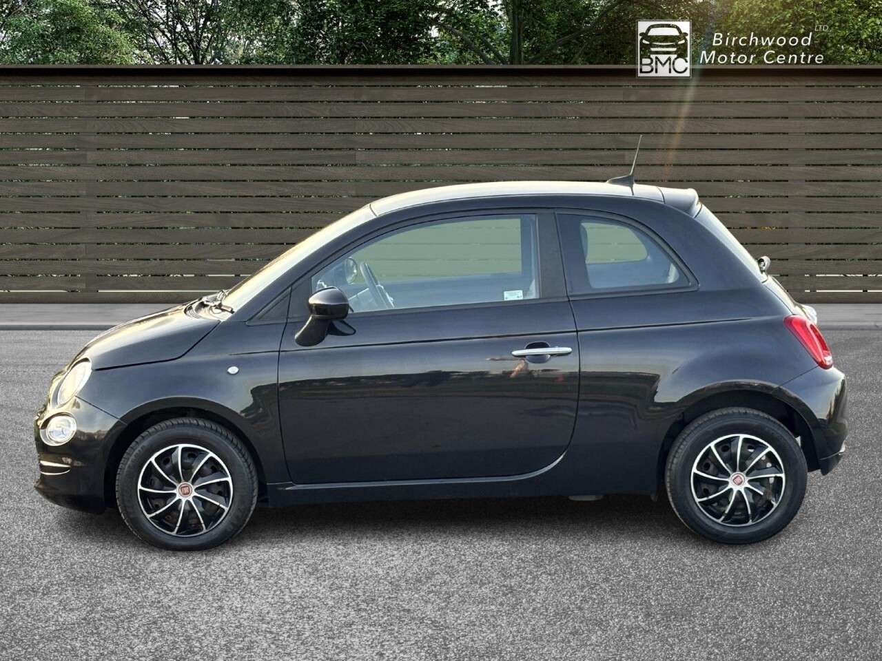 A 2021 FIAT 500 1.0 MHEV Pop Hatchback 3dr Petrol Manual Euro 6 (s/s) (70 bhp) CRUISE CONTR A 2021 FIAT 500 1.0 MHEV Pop Hatchback 3dr Petrol Manual Euro 6 (s/s) (70 bhp) CRUISE CONTR