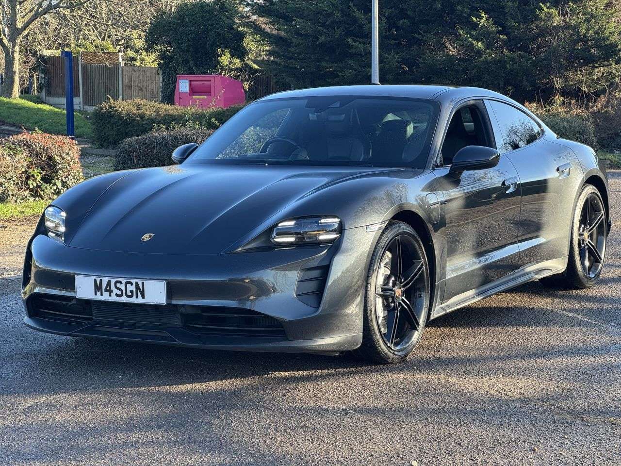2020 PORSCHE TAYCAN 2020 PORSCHE TAYCAN