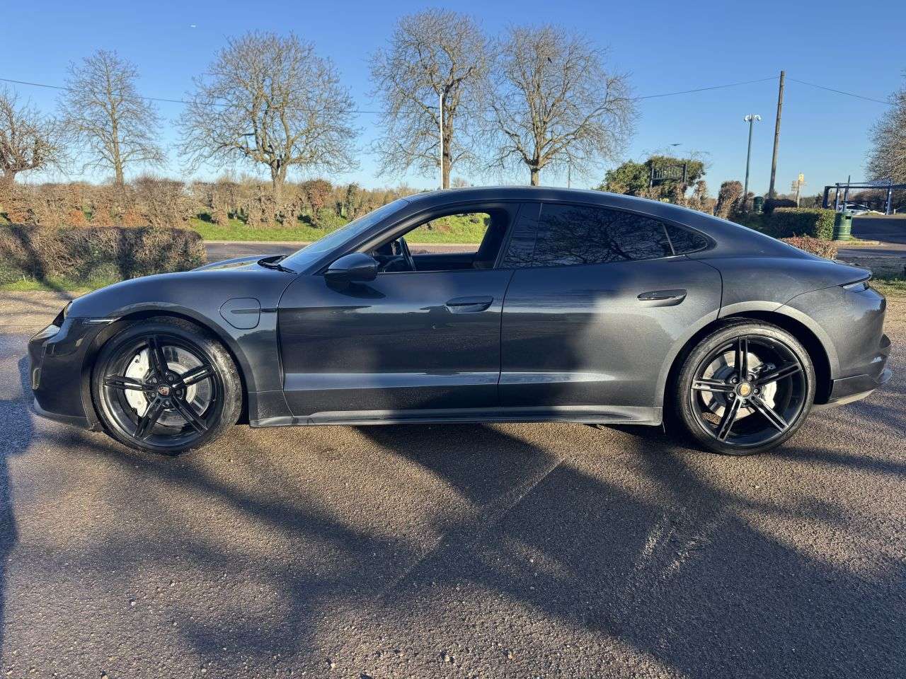 2020 PORSCHE TAYCAN 2020 PORSCHE TAYCAN