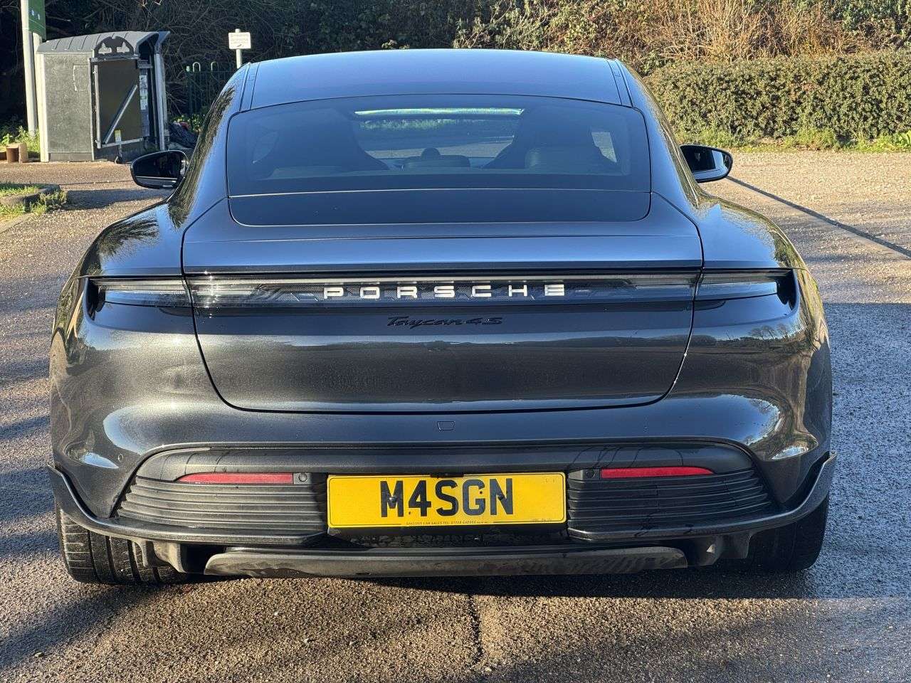 2020 PORSCHE TAYCAN 2020 PORSCHE TAYCAN