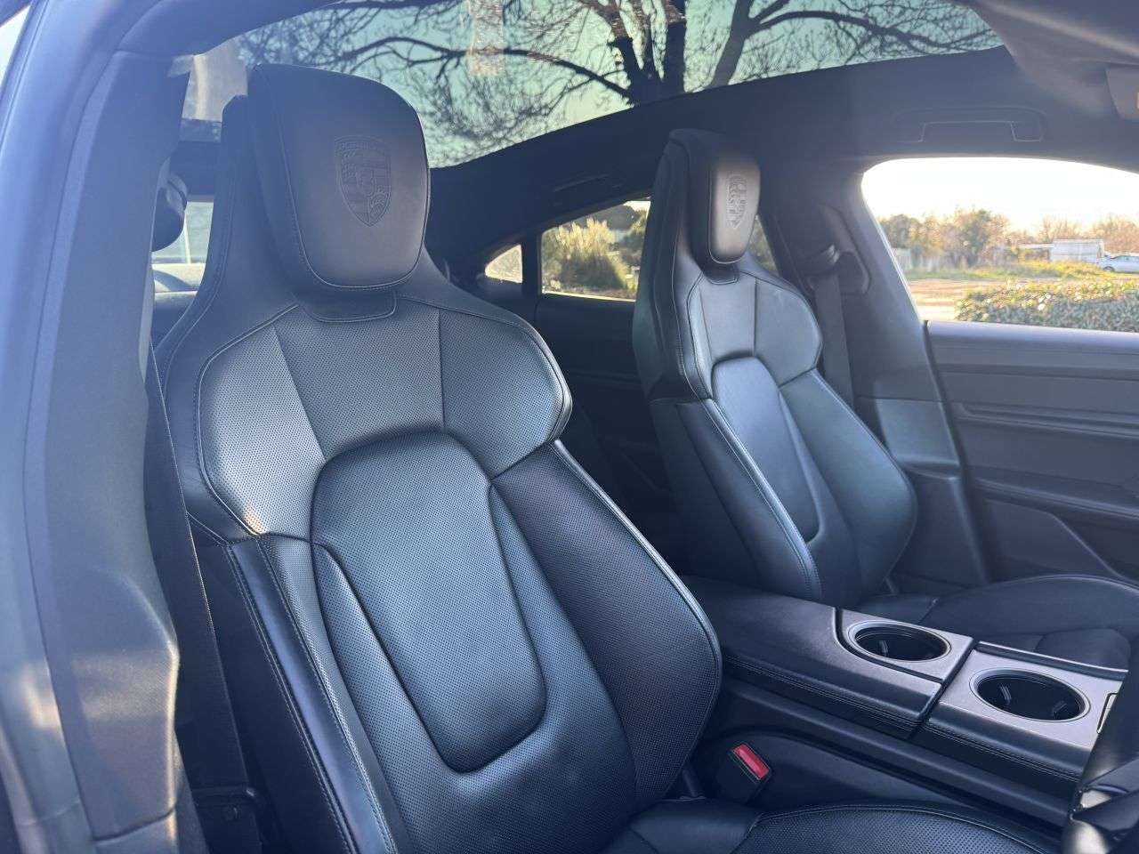 2020 PORSCHE TAYCAN 2020 PORSCHE TAYCAN