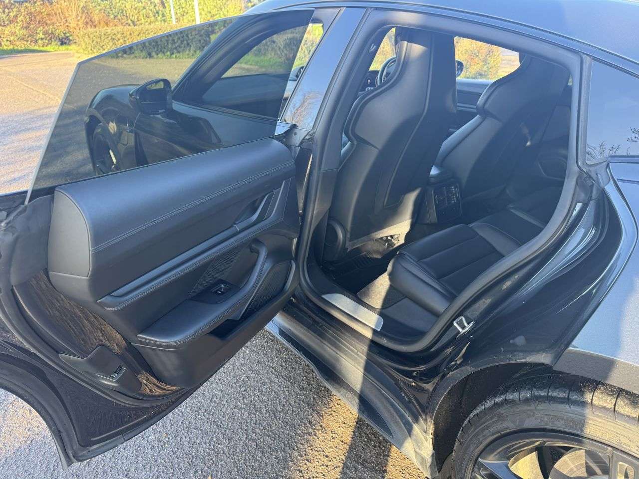 2020 PORSCHE TAYCAN 2020 PORSCHE TAYCAN