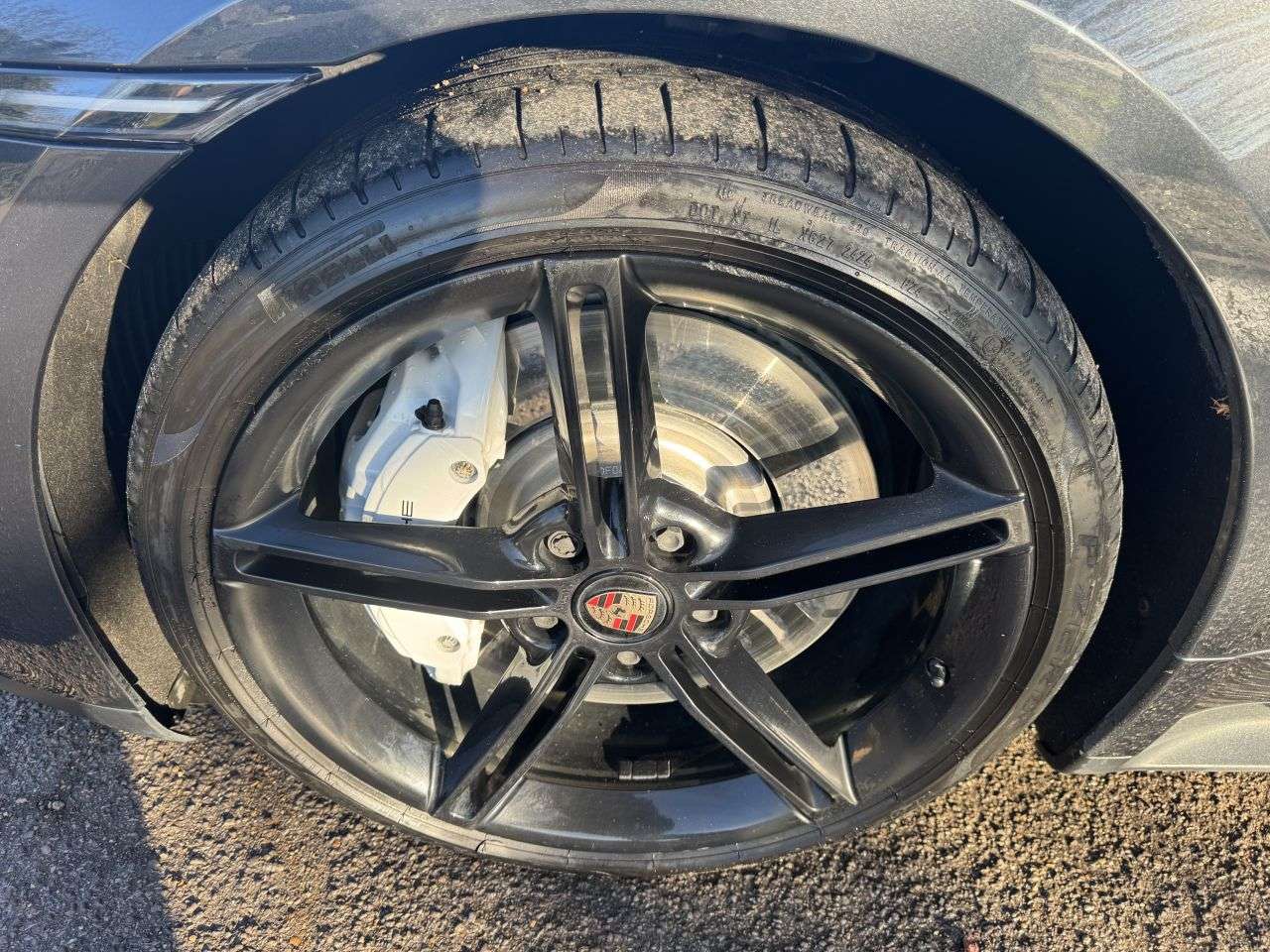 2020 PORSCHE TAYCAN 2020 PORSCHE TAYCAN