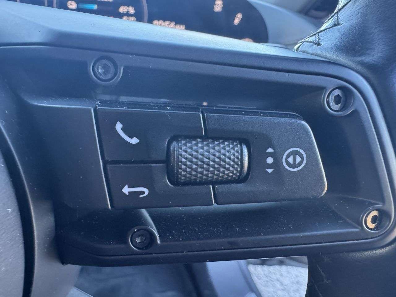 2020 PORSCHE TAYCAN 2020 PORSCHE TAYCAN