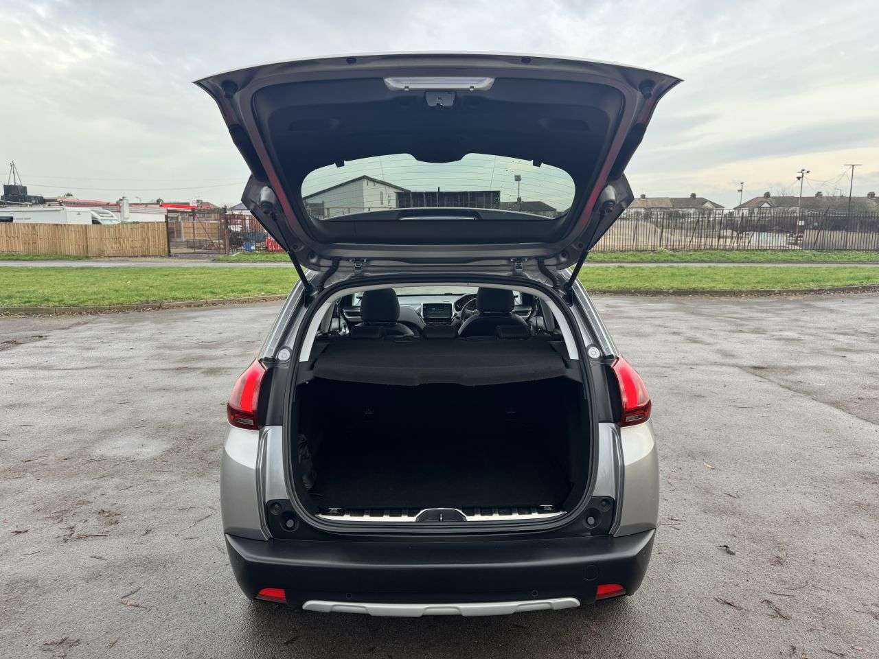 2019 PEUGEOT 2008 2019 PEUGEOT 2008