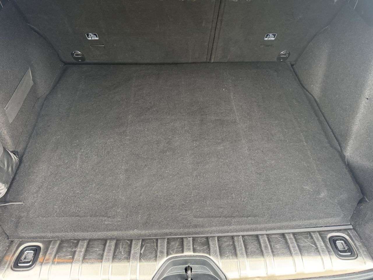 2019 PEUGEOT 2008 2019 PEUGEOT 2008