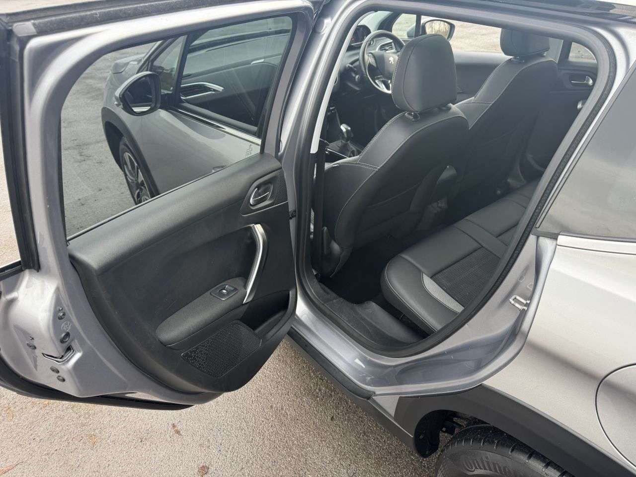 2019 PEUGEOT 2008 2019 PEUGEOT 2008