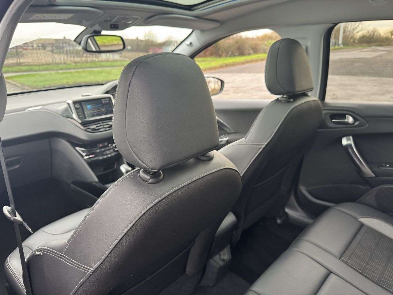 2019 PEUGEOT 2008 2019 PEUGEOT 2008