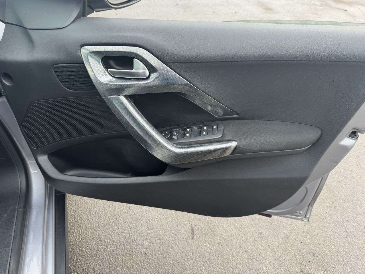 2019 PEUGEOT 2008 2019 PEUGEOT 2008