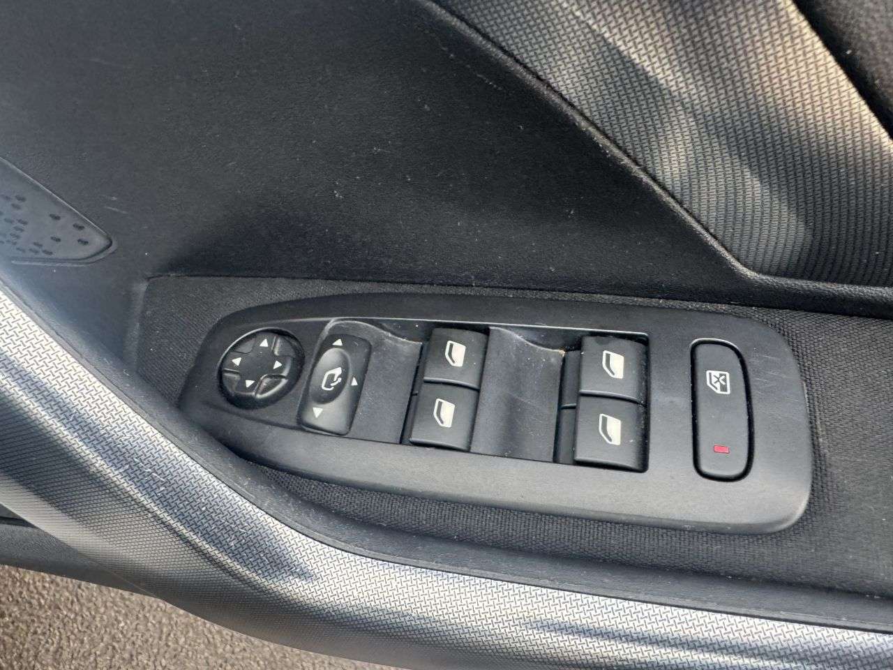 2019 PEUGEOT 2008 2019 PEUGEOT 2008