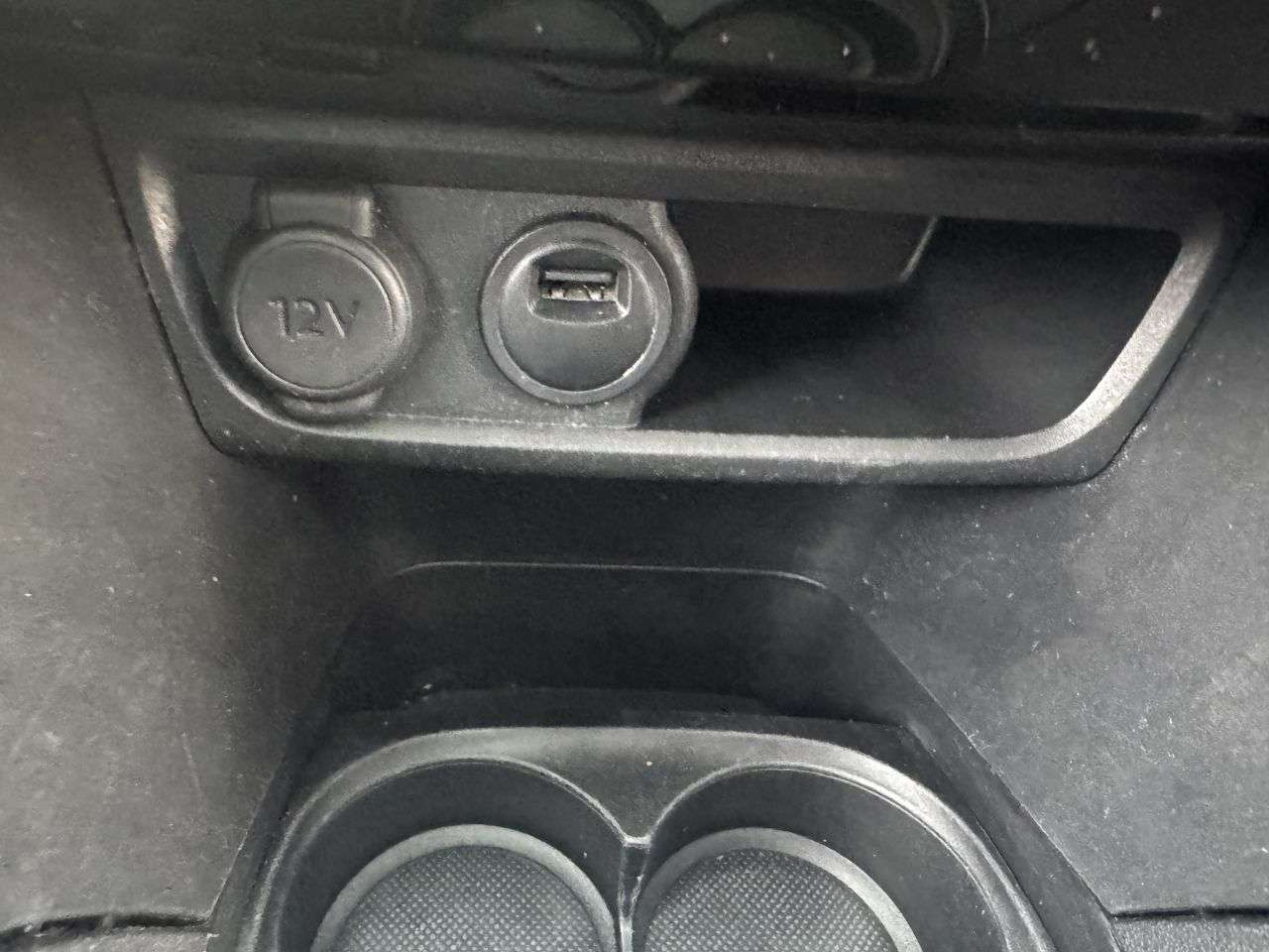 2019 PEUGEOT 2008 2019 PEUGEOT 2008