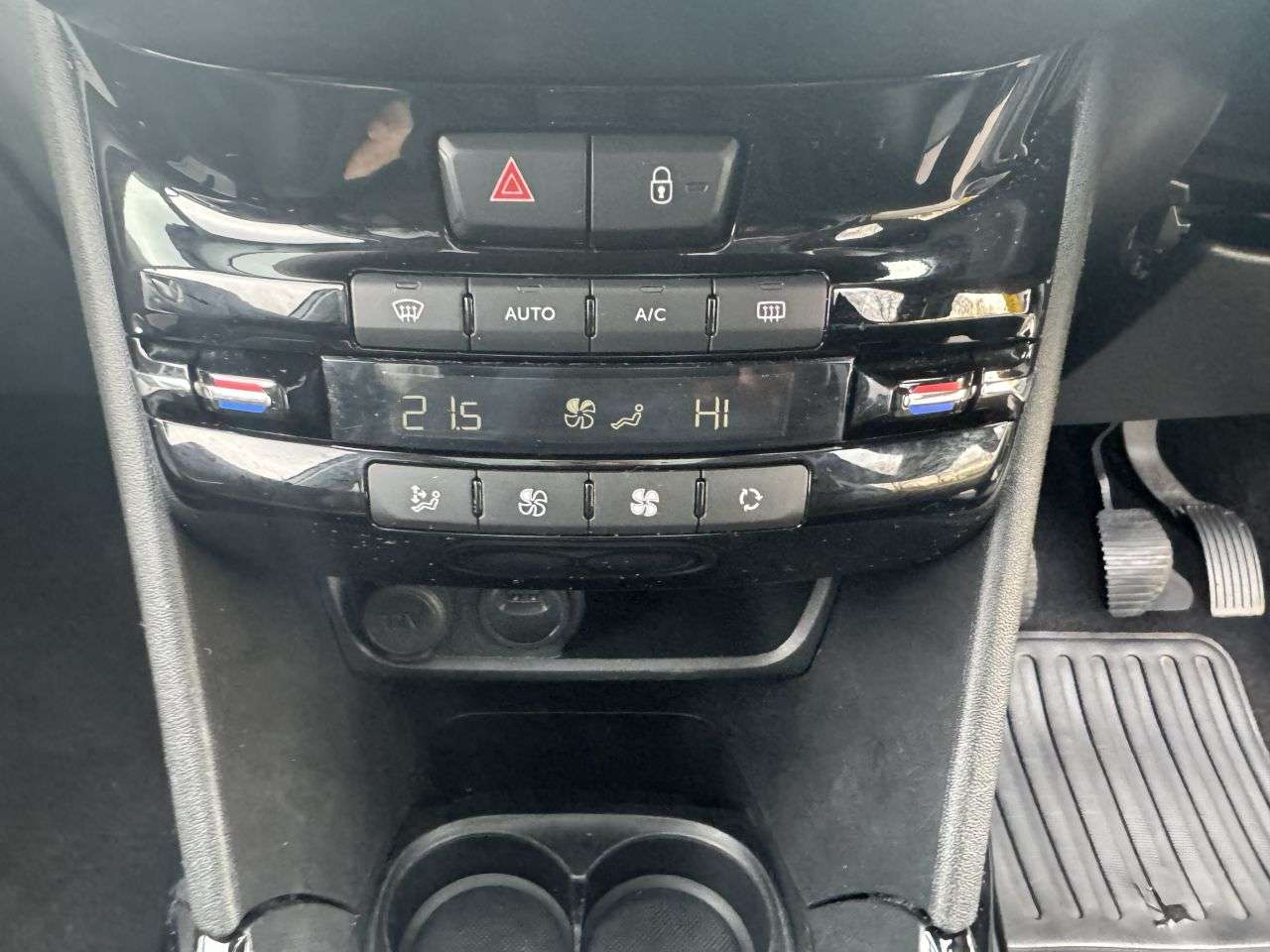 2019 PEUGEOT 2008 2019 PEUGEOT 2008