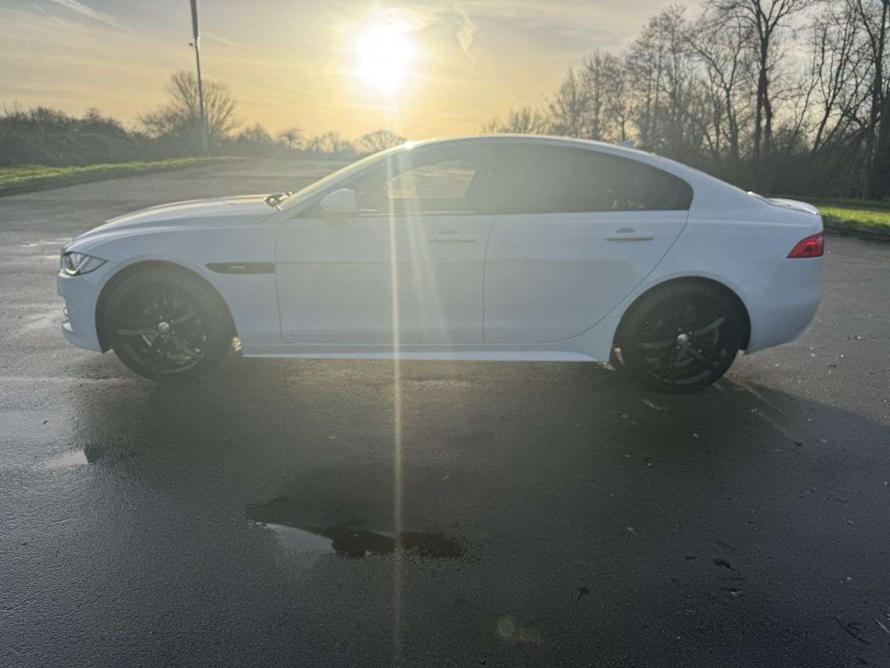 2016 JAGUAR XE 2016 JAGUAR XE