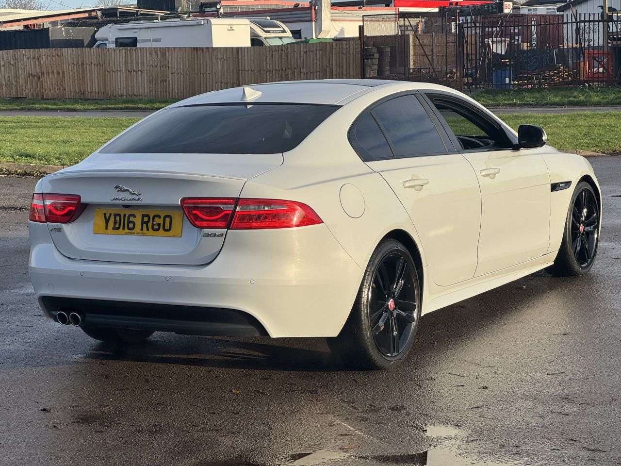 2016 JAGUAR XE 2016 JAGUAR XE