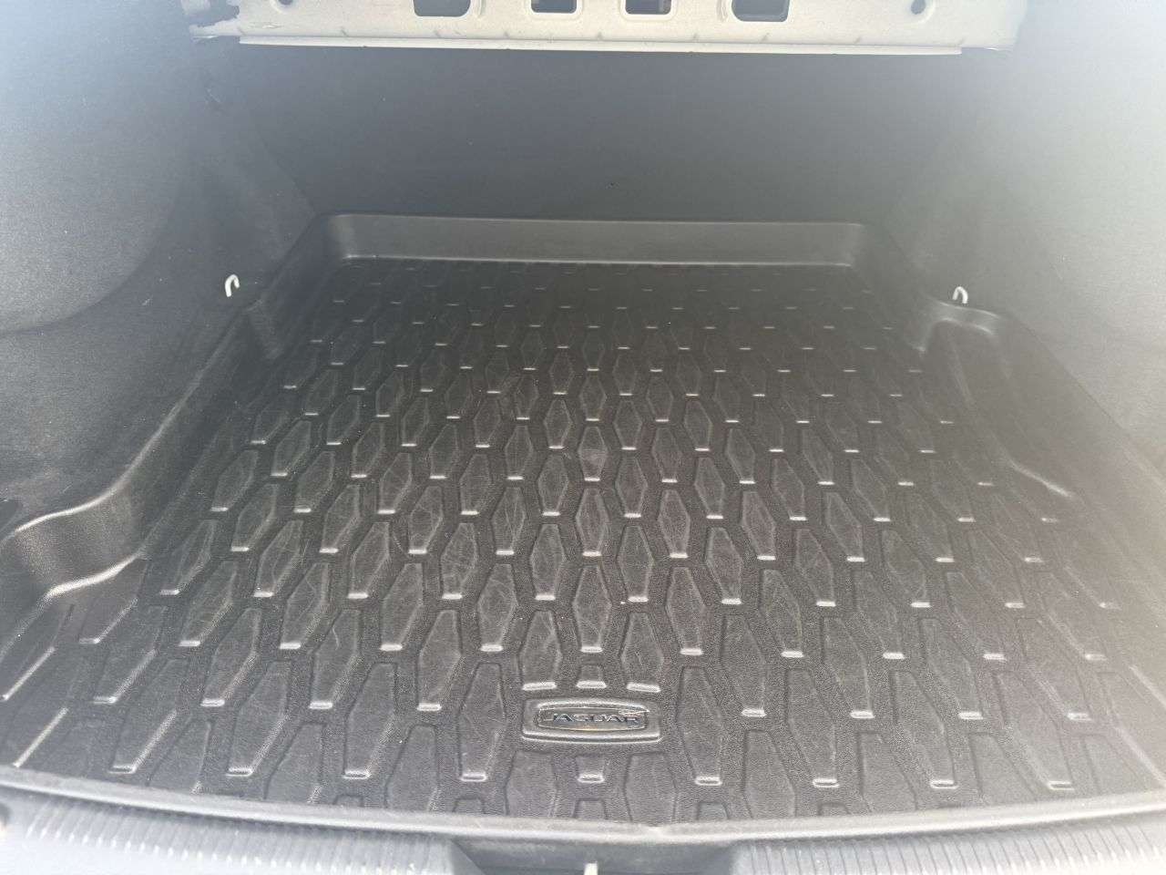 2016 JAGUAR XE 2016 JAGUAR XE