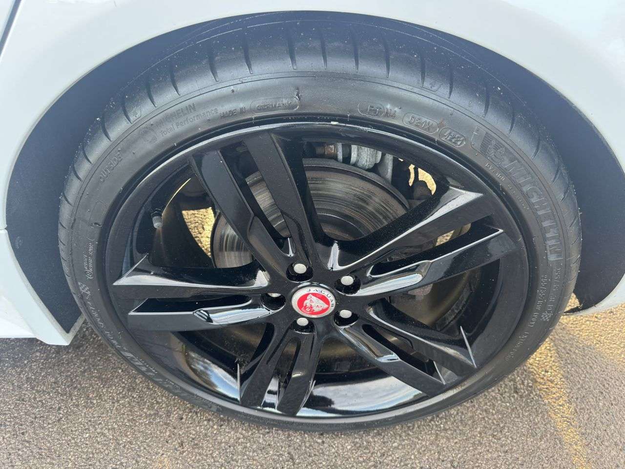 2016 JAGUAR XE 2016 JAGUAR XE