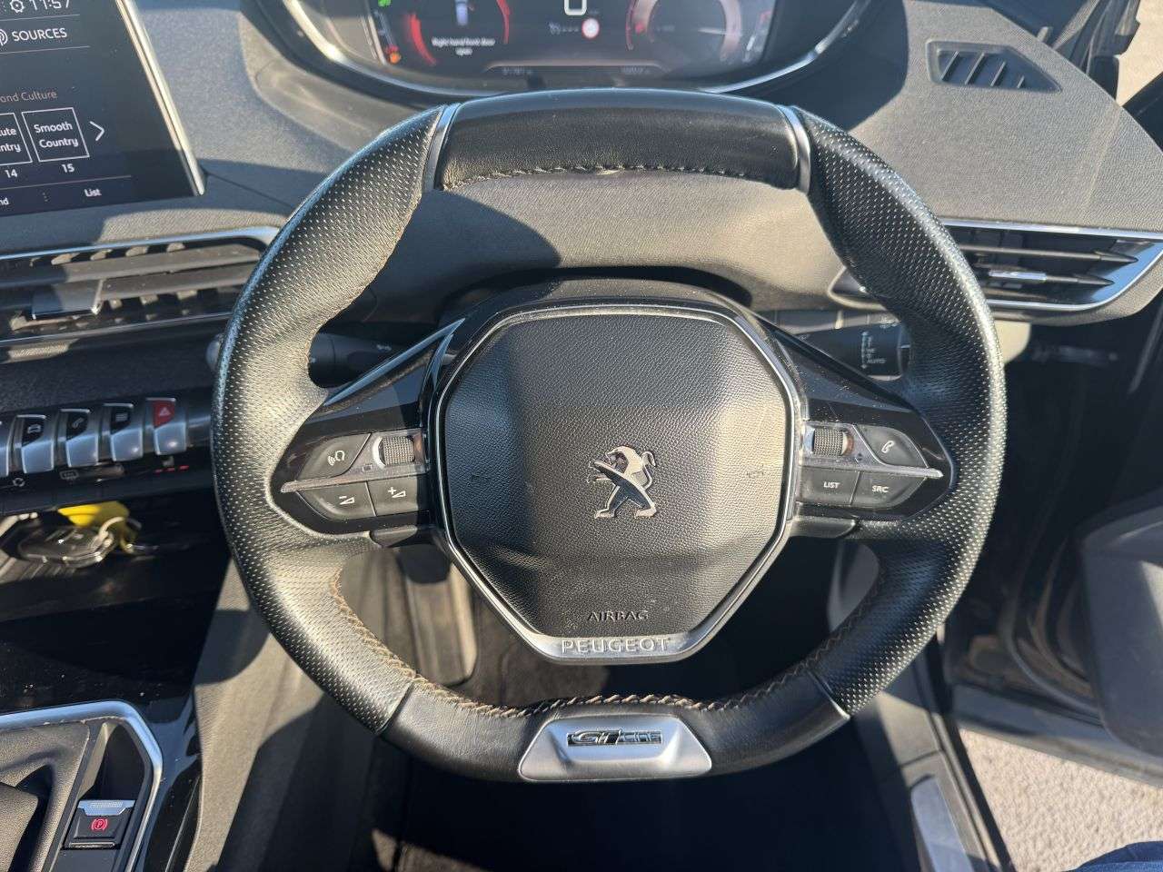 2018 PEUGEOT 3008 2018 PEUGEOT 3008