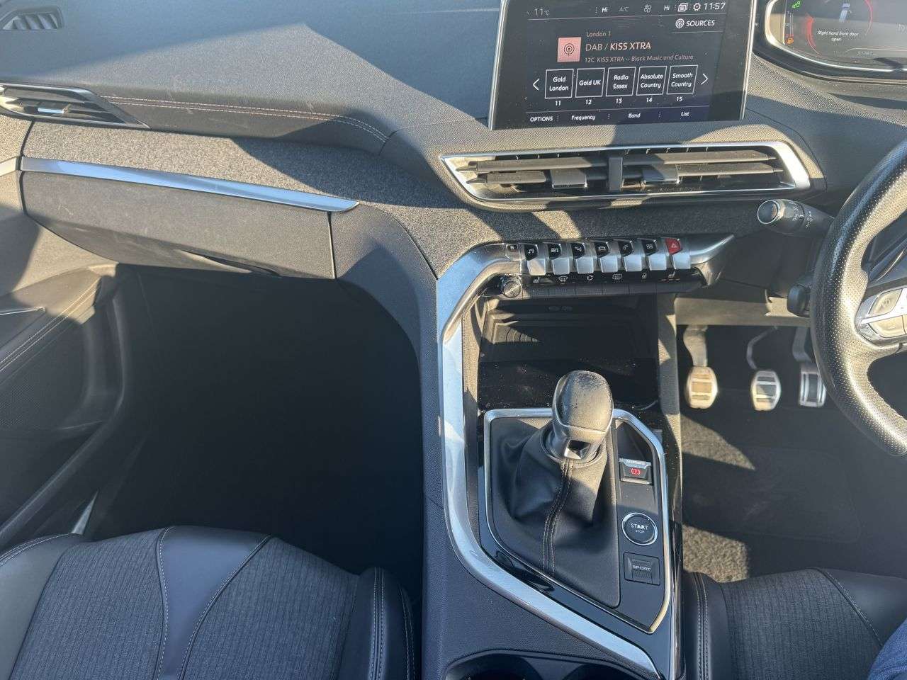 2018 PEUGEOT 3008 2018 PEUGEOT 3008