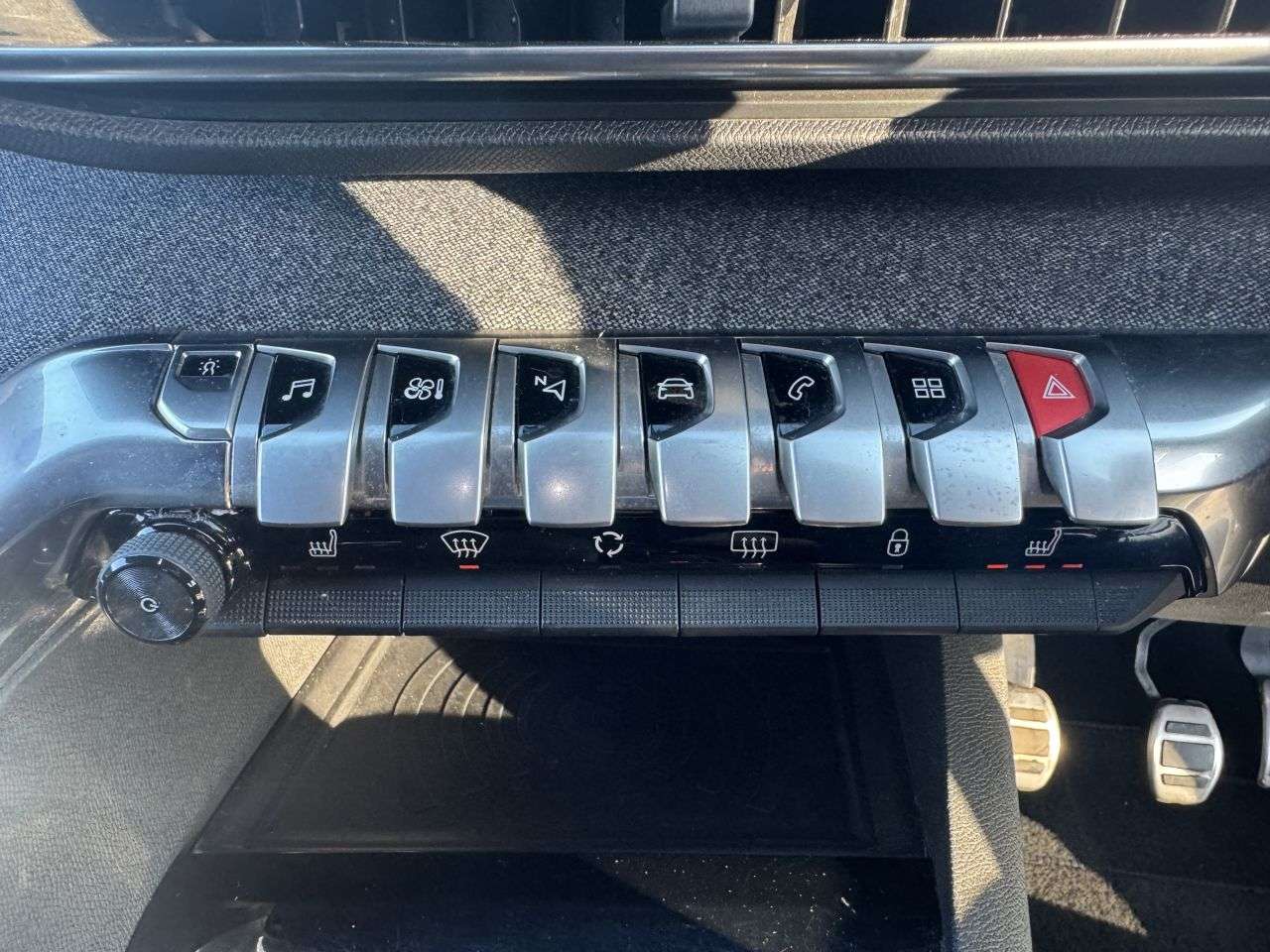 2018 PEUGEOT 3008 2018 PEUGEOT 3008