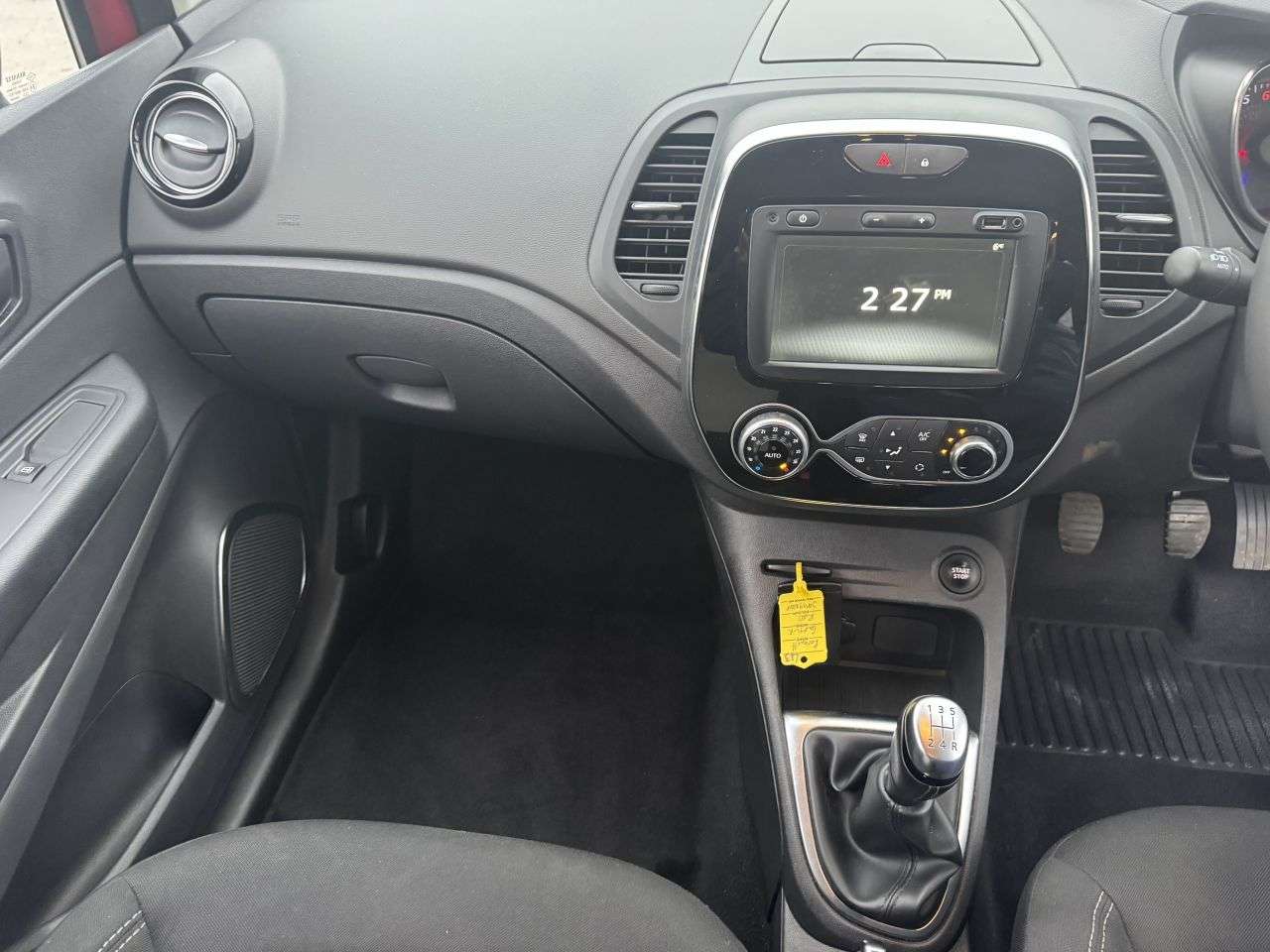 2019 RENAULT CAPTUR 2019 RENAULT CAPTUR