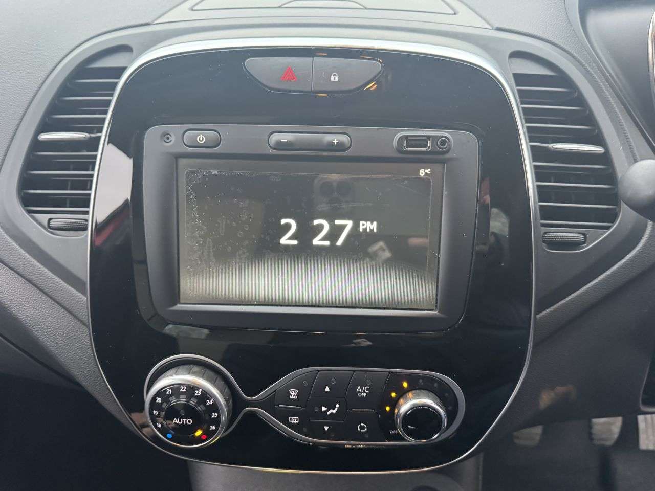 2019 RENAULT CAPTUR 2019 RENAULT CAPTUR