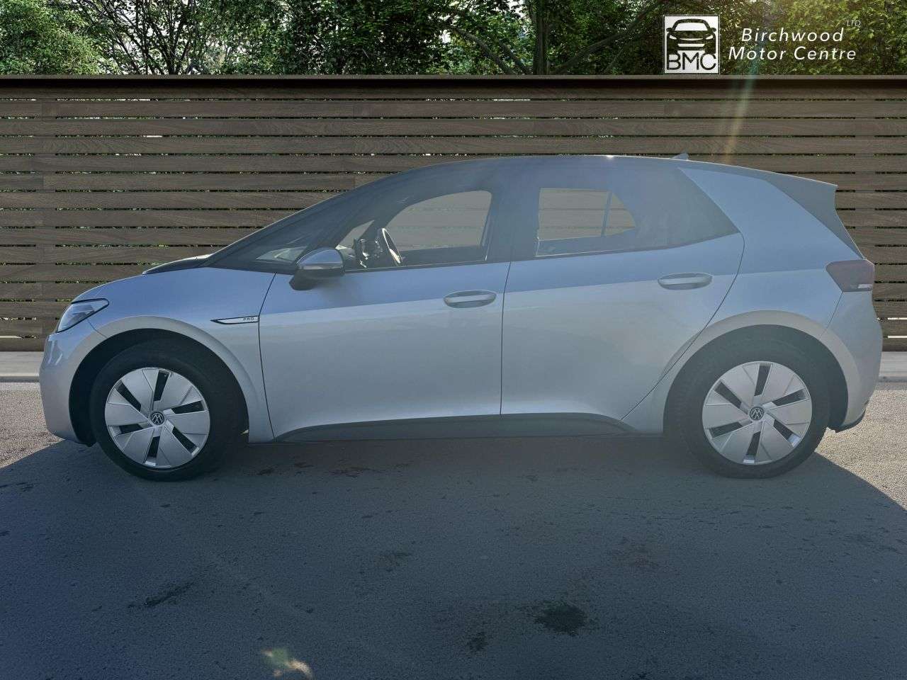 A 2022 VOLKSWAGEN ID.3 Pro Performance 58kWh Life Hatchback 5dr Electric Auto (204 ps) FULL SERVIC A 2022 VOLKSWAGEN ID.3 Pro Performance 58kWh Life Hatchback 5dr Electric Auto (204 ps) FULL SERVIC
