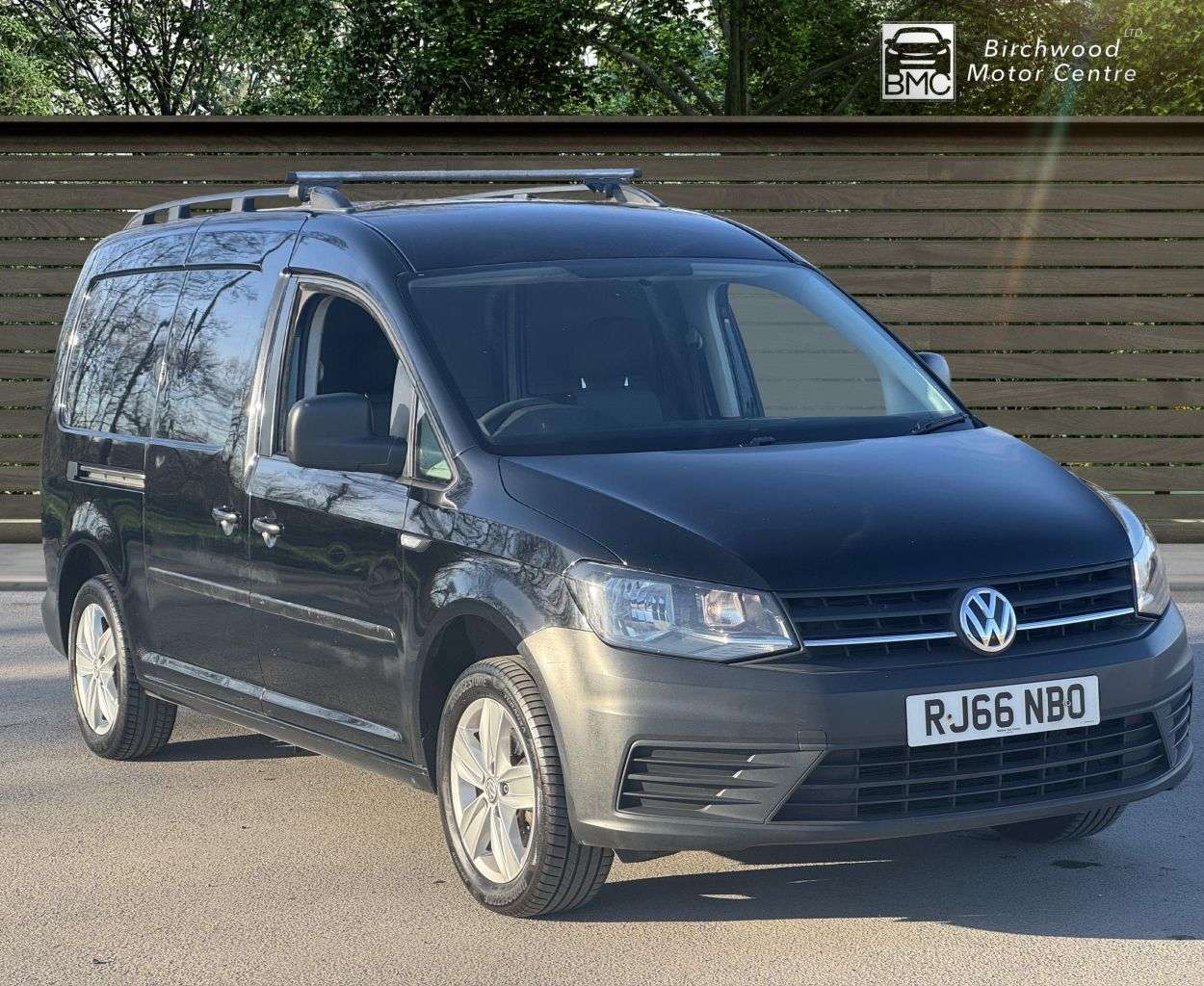 A 2016 VOLKSWAGEN CADDY MAXI 2.0 TDI C20 BlueMotion Tech Startline Panel Van 6dr Diesel Manual LWB Euro A 2016 VOLKSWAGEN CADDY MAXI 2.0 TDI C20 BlueMotion Tech Startline Panel Van 6dr Diesel Manual LWB Euro