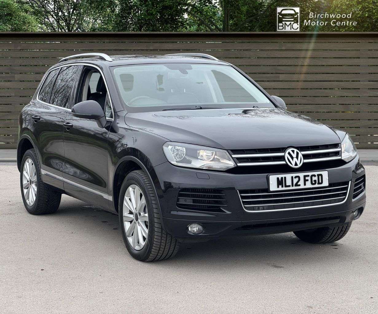 A 2012 VOLKSWAGEN TOUAREG 3.0 TDI V6 BlueMotion Tech SE SUV 5dr Diesel Tiptronic 4WD Euro 5 (s/s) (24 A 2012 VOLKSWAGEN TOUAREG 3.0 TDI V6 BlueMotion Tech SE SUV 5dr Diesel Tiptronic 4WD Euro 5 (s/s) (24