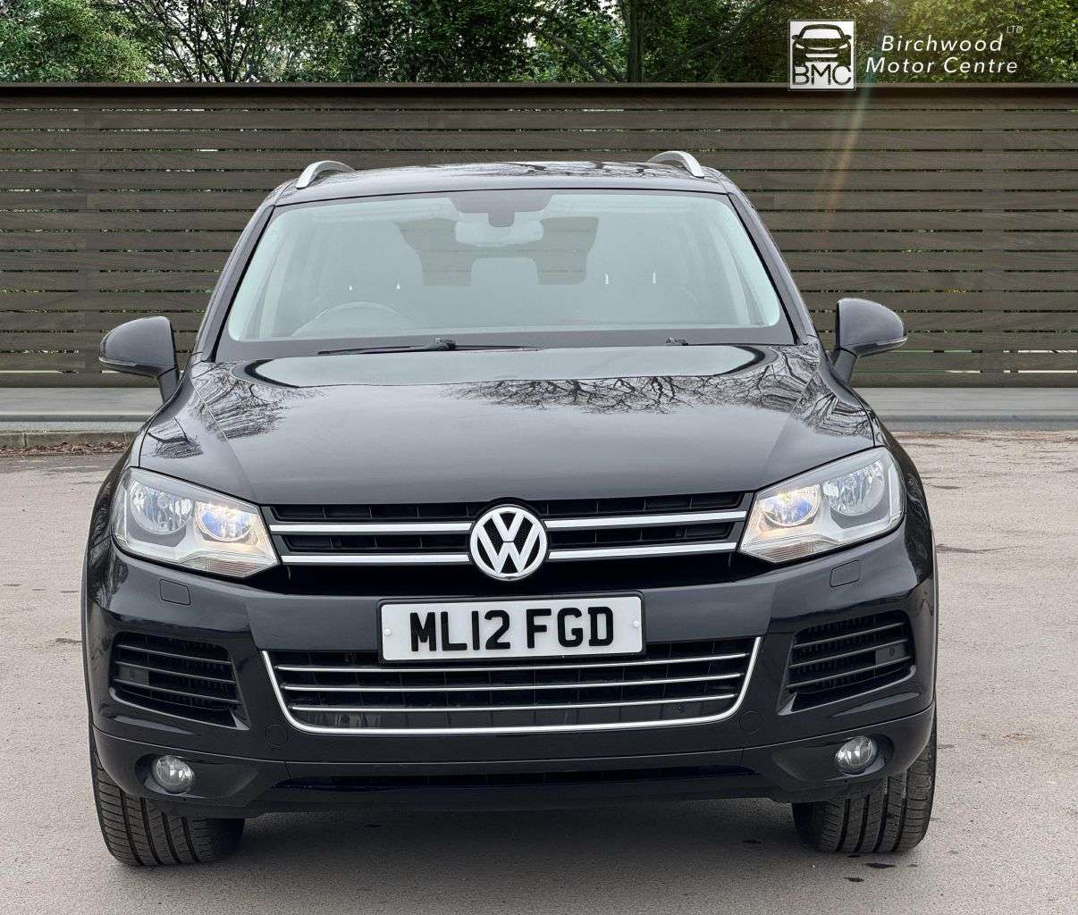 A 2012 VOLKSWAGEN TOUAREG 3.0 TDI V6 BlueMotion Tech SE SUV 5dr Diesel Tiptronic 4WD Euro 5 (s/s) (24 A 2012 VOLKSWAGEN TOUAREG 3.0 TDI V6 BlueMotion Tech SE SUV 5dr Diesel Tiptronic 4WD Euro 5 (s/s) (24