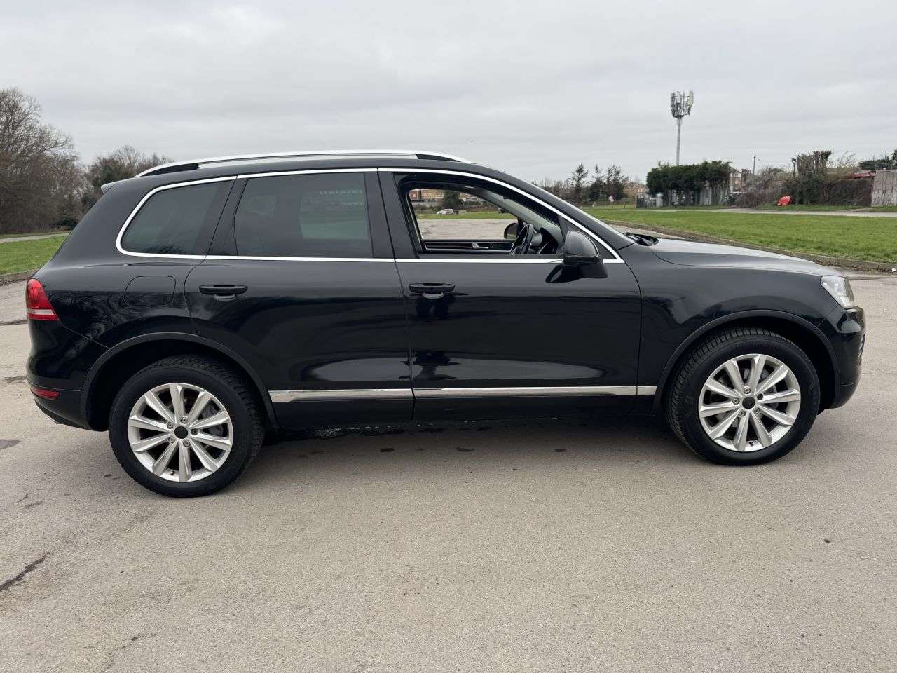2012 VOLKSWAGEN TOUAREG 2012 VOLKSWAGEN TOUAREG