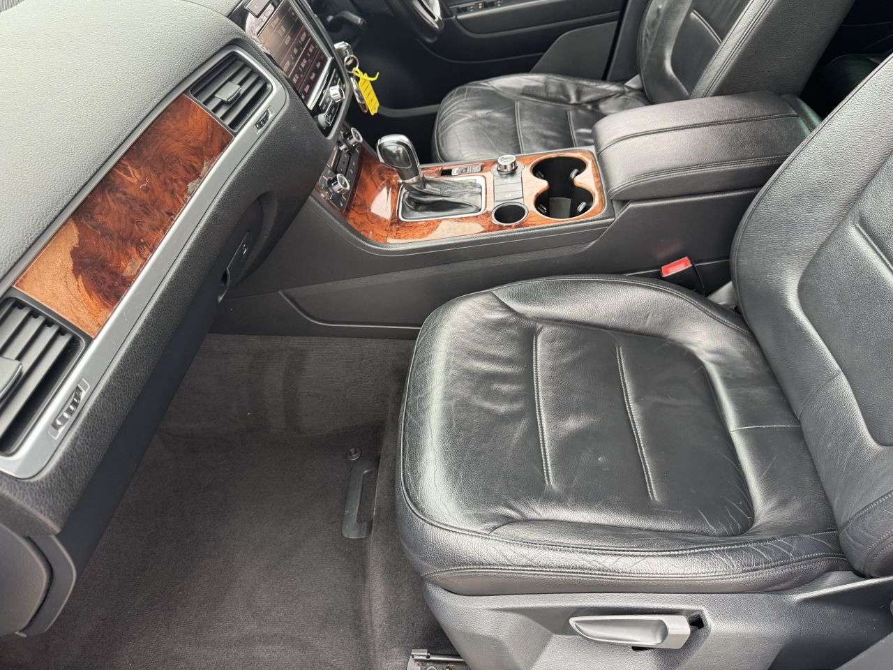 2012 VOLKSWAGEN TOUAREG 2012 VOLKSWAGEN TOUAREG