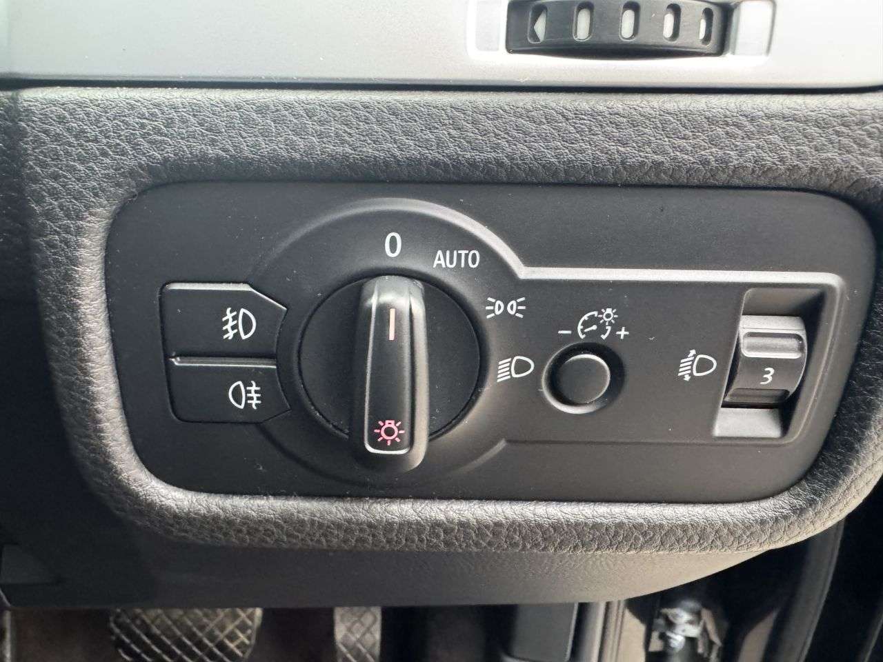 2012 VOLKSWAGEN TOUAREG 2012 VOLKSWAGEN TOUAREG