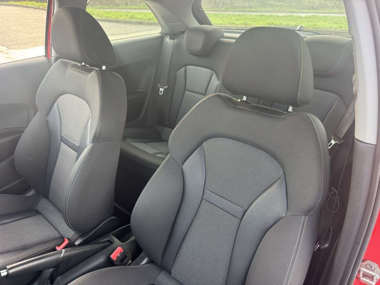 2017 AUDI A1 2017 AUDI A1