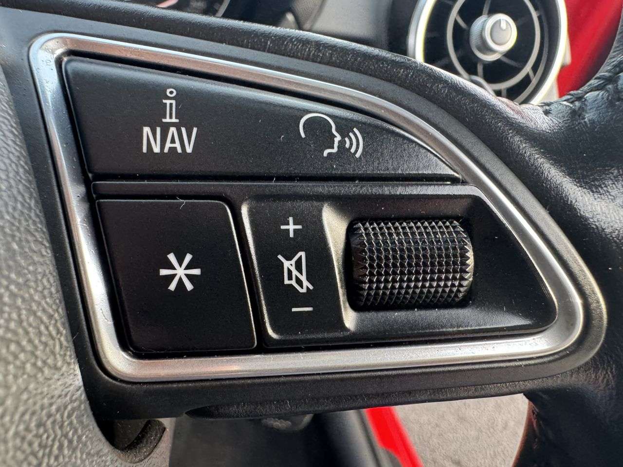 2017 AUDI A1 2017 AUDI A1