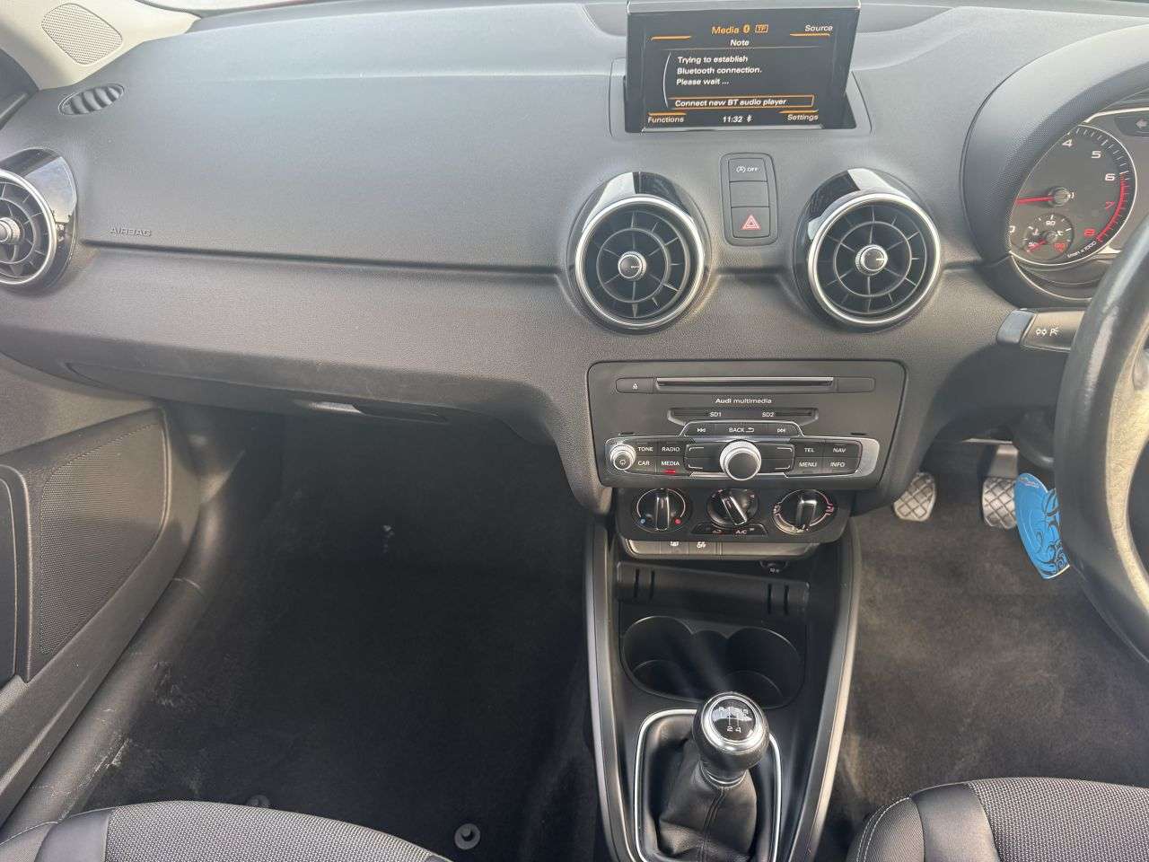 2017 AUDI A1 2017 AUDI A1