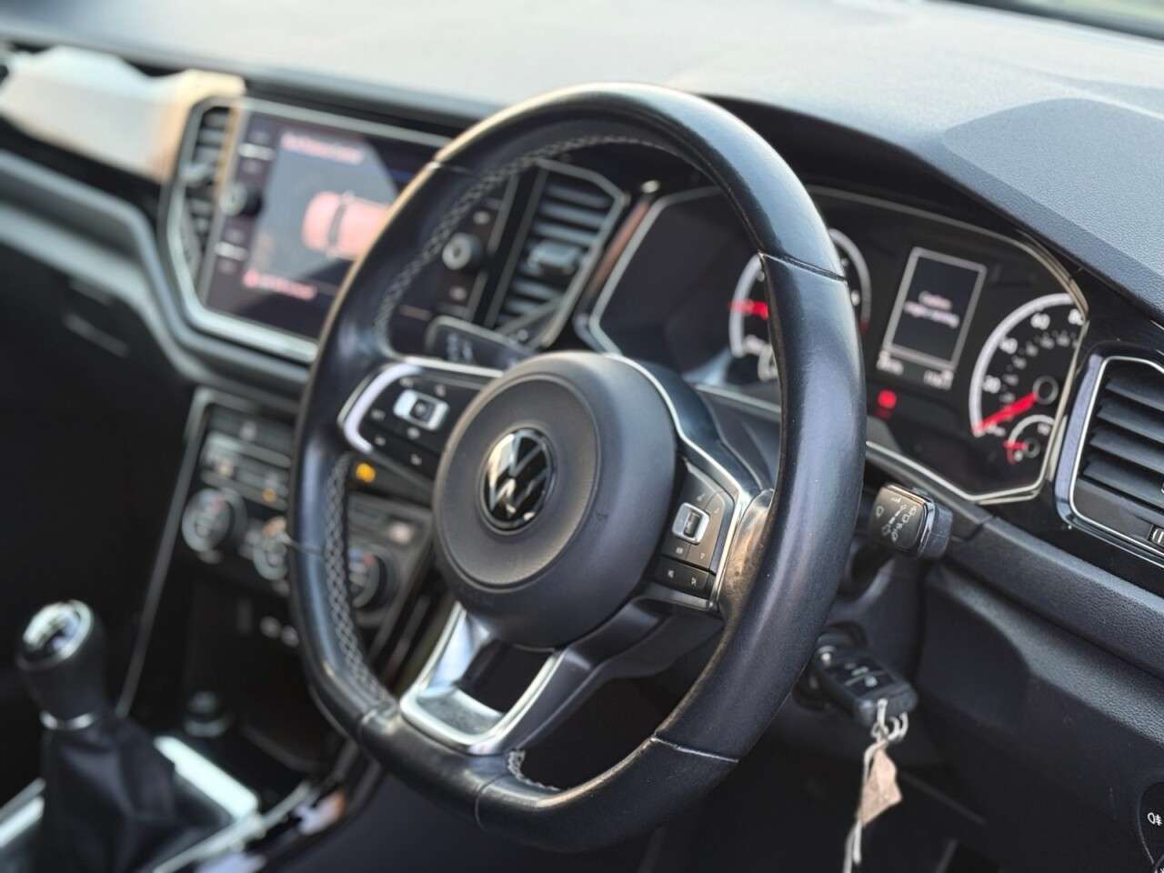 2021 VOLKSWAGEN T-ROC 2021 VOLKSWAGEN T-ROC